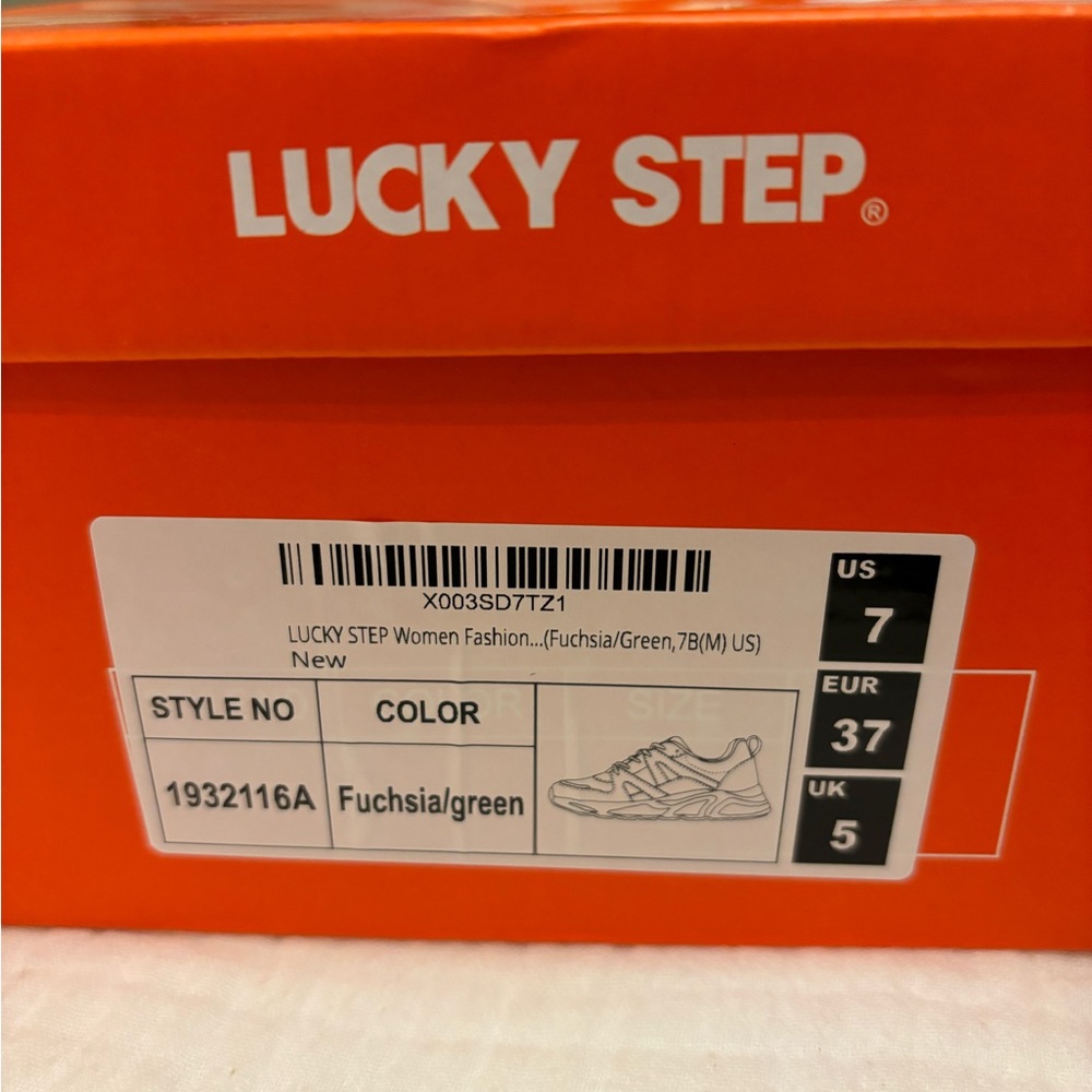 Brand new in box size 7 women lucky step brand tennis shoes